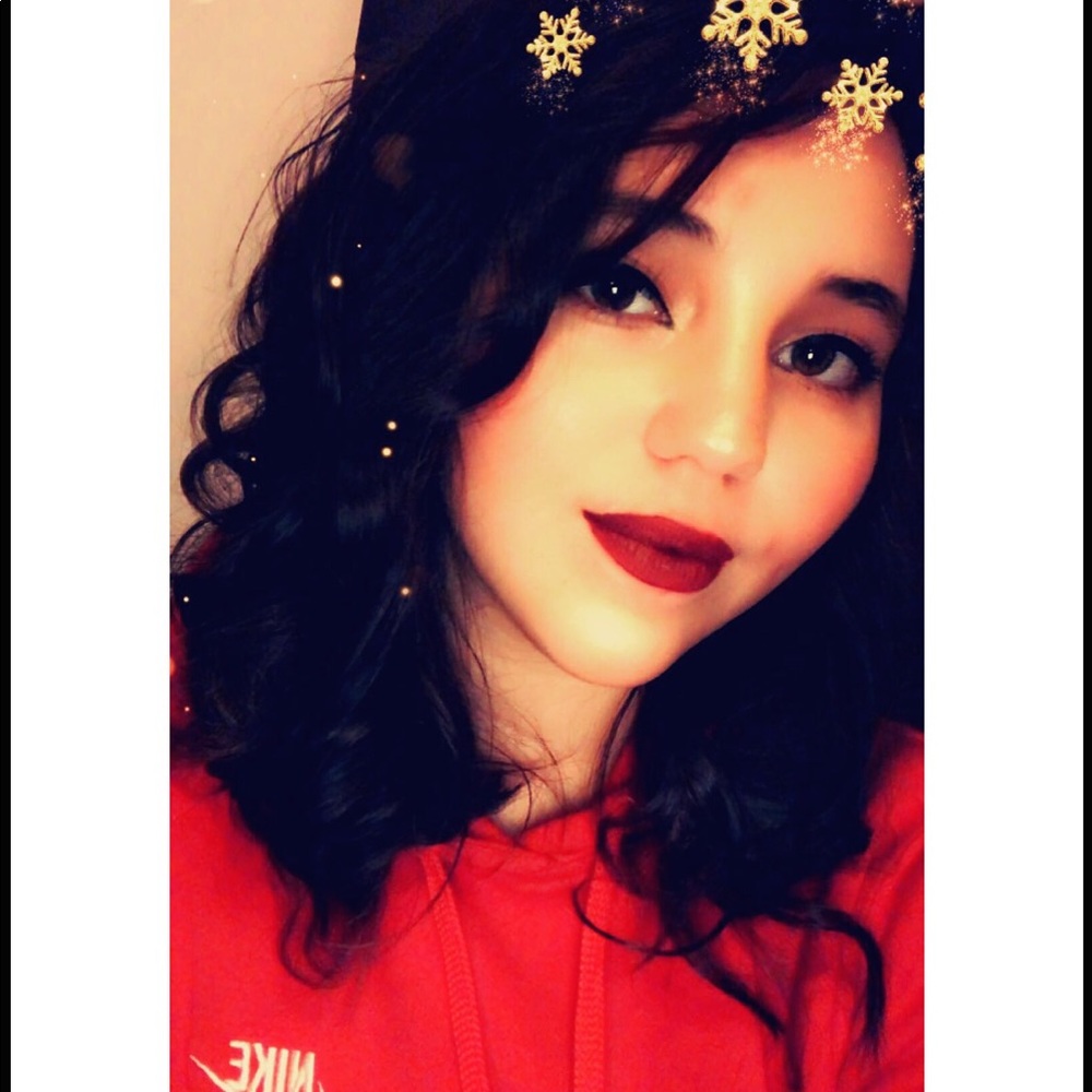 Meet your Posher, Melanie